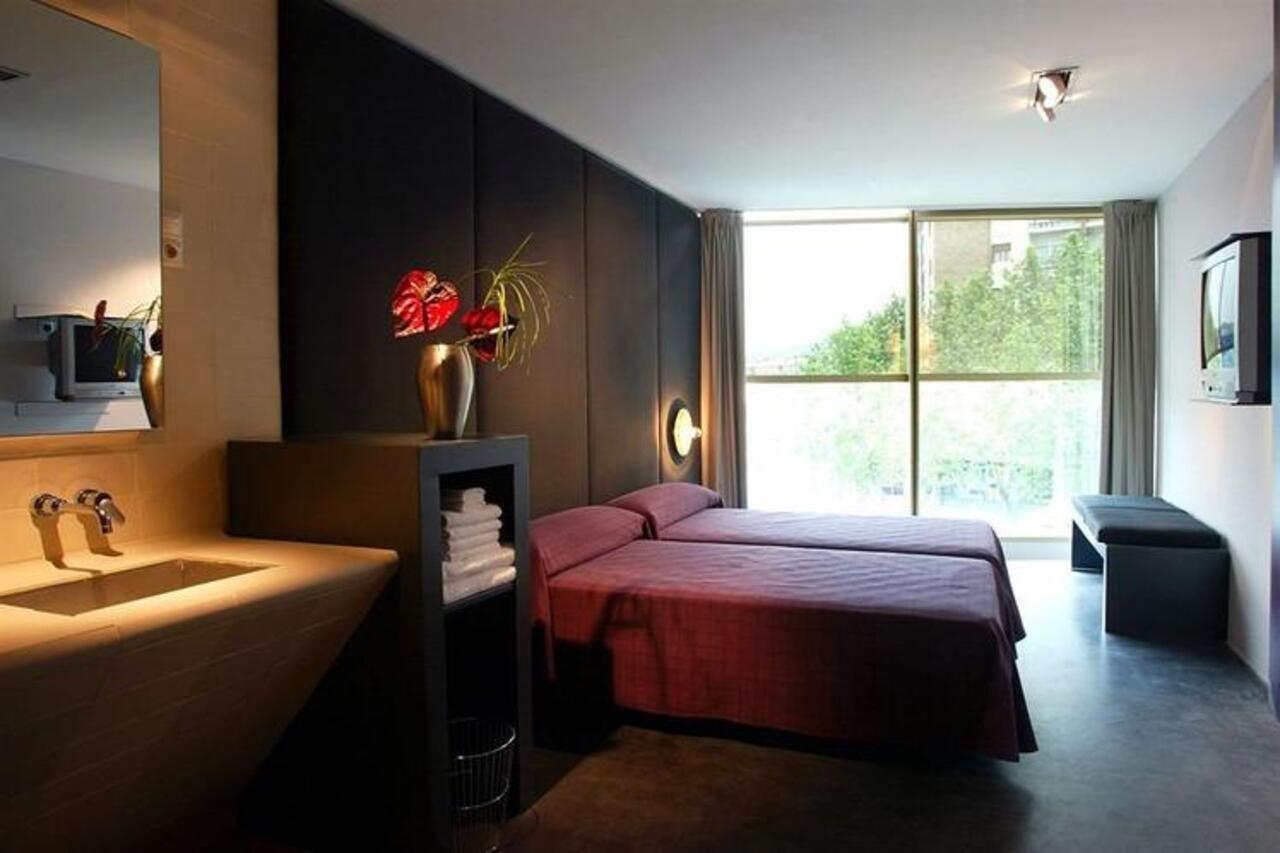 Hotel Ciutat إيغوالادا، برشلونة الغرفة الصورة