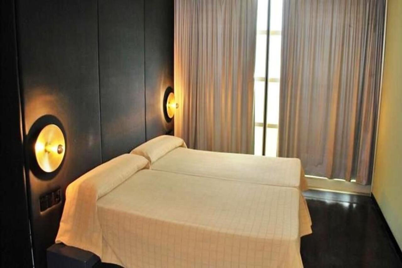 Hotel Ciutat إيغوالادا، برشلونة المظهر الخارجي الصورة