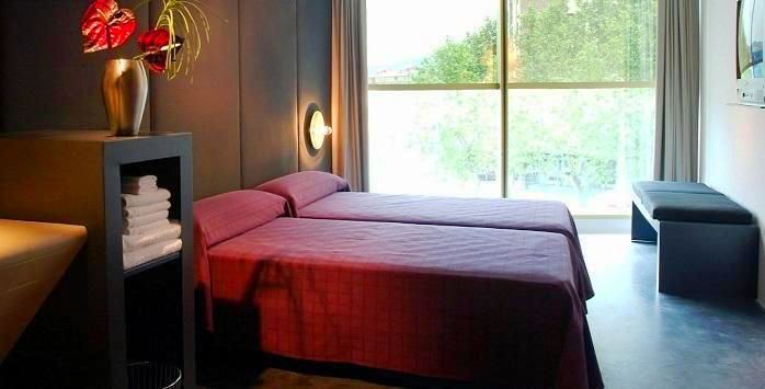 Hotel Ciutat إيغوالادا، برشلونة المظهر الخارجي الصورة